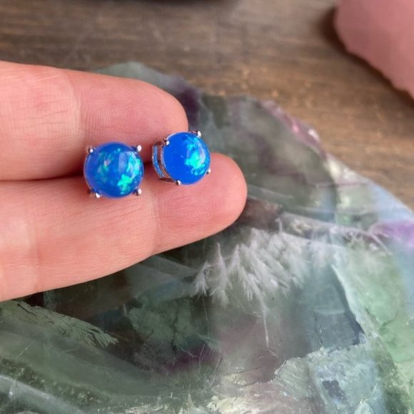 Alquimia Jewelry - ETHIOPIAN STERLING SILVER BLUE OPAL DAINTY STUDS